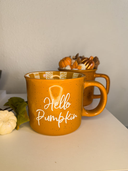 Warm & Cozy Fall Mug Candle – Reusable Autumn Gift