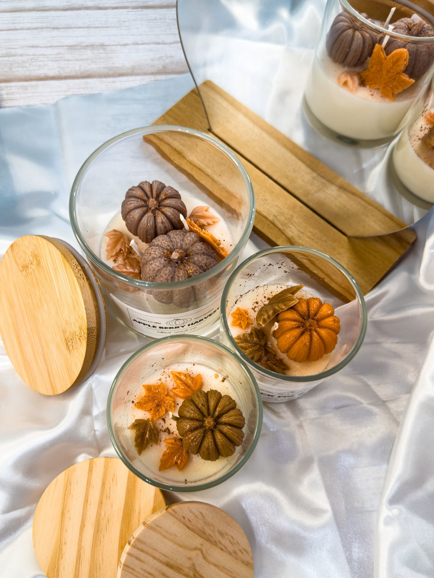 Pumpkin Glass Jar Candle with Bamboo Lid – 2 Sizes