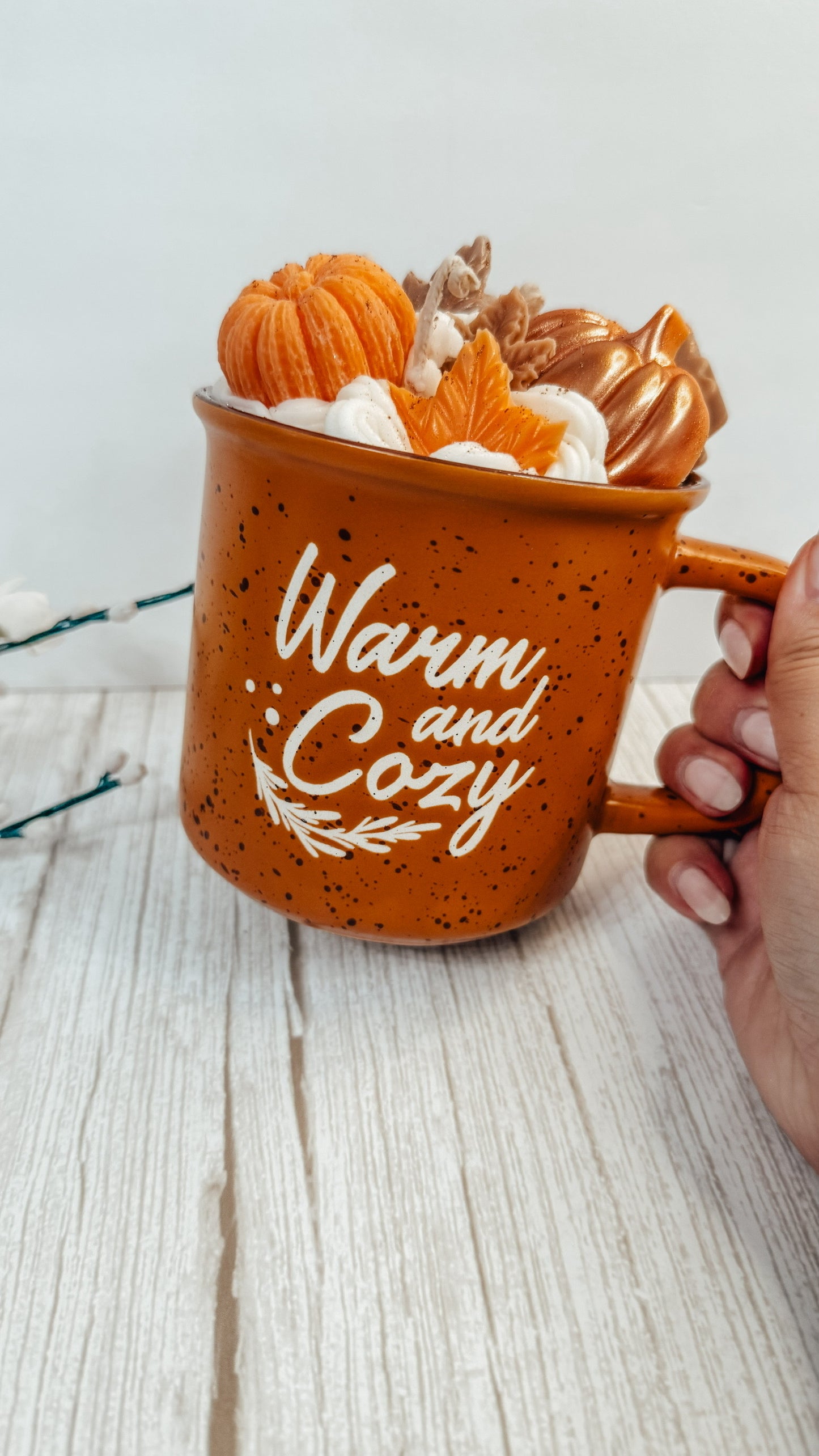 Warm & Cozy Fall Mug Candle – Reusable Autumn Gift