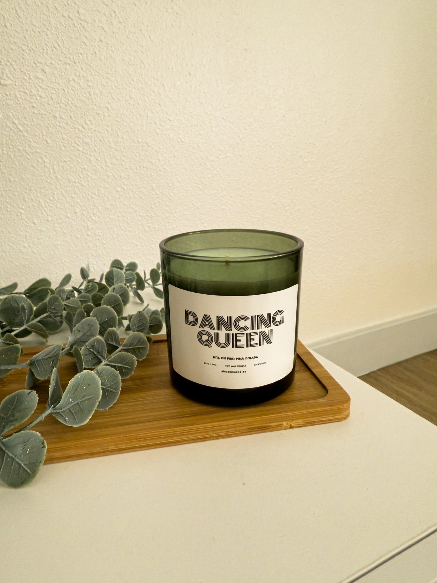Dancing Queen Candle – Hits on Fire Collection (70s)