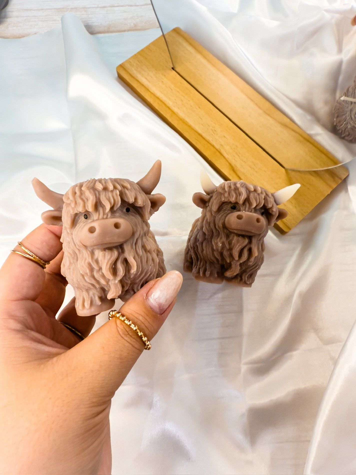 Ozzy the Cow Candle