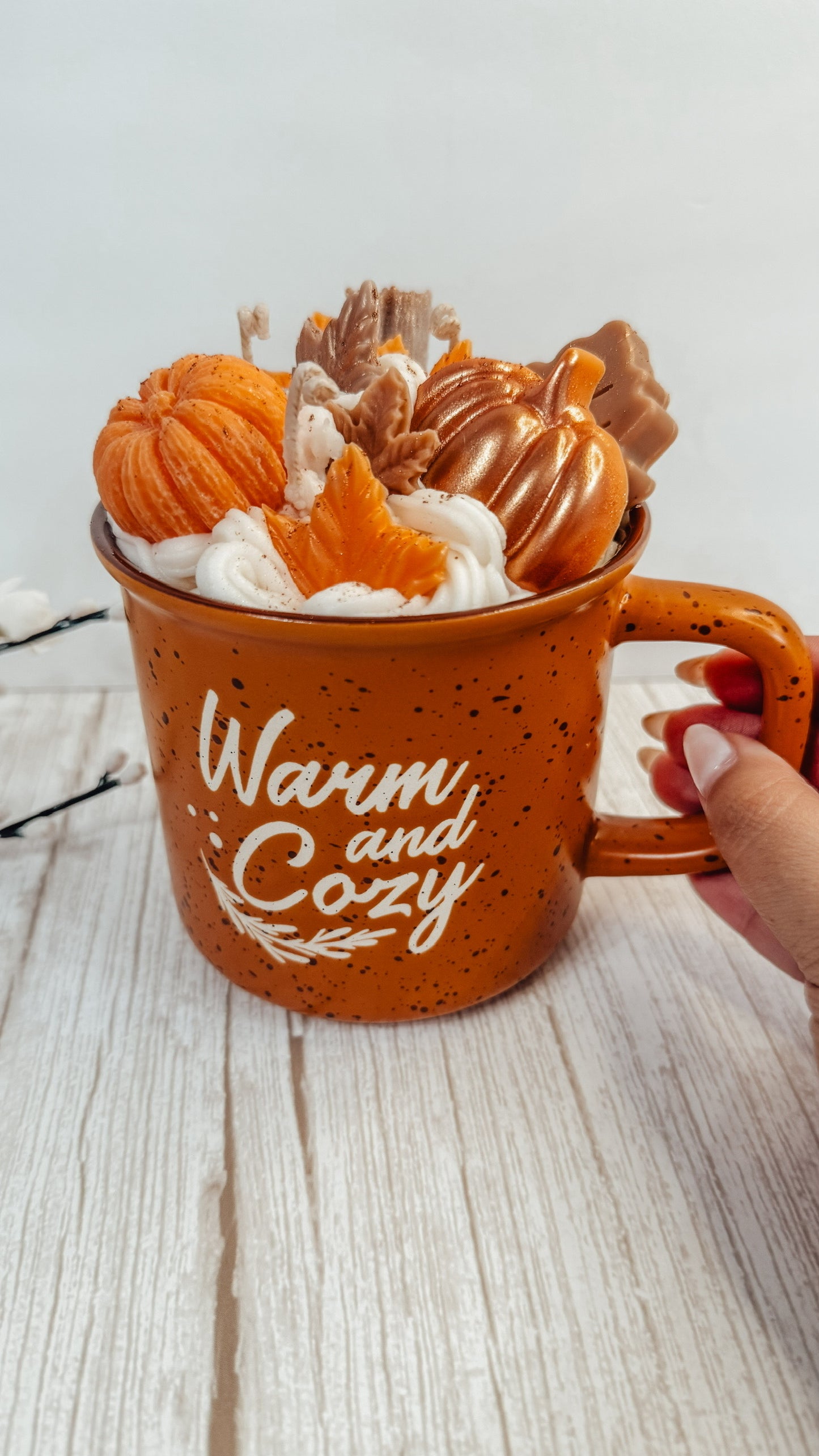 Warm & Cozy Fall Mug Candle – Reusable Autumn Gift
